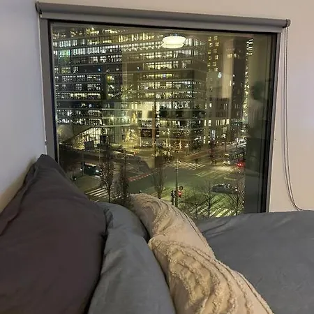 Studio By Oprah House At Center
